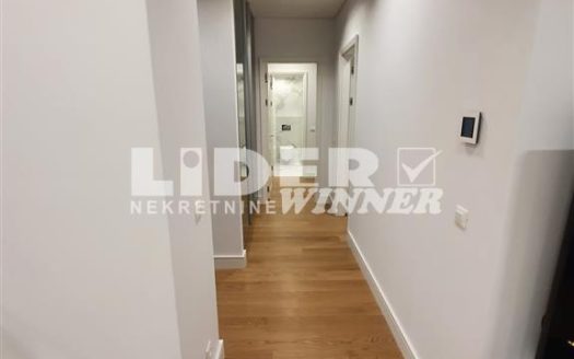 Izdavanje Kneza Miloša, Rezidens lux sa bazenom i garažom