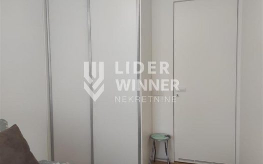 2.0 lux stan, Sakura park, garažno mesto