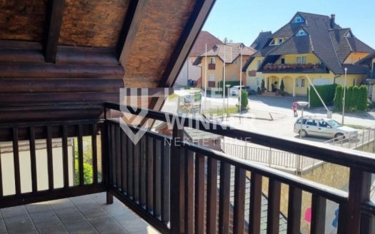 Prodaje se apartman u mirnom delu Zlatibora