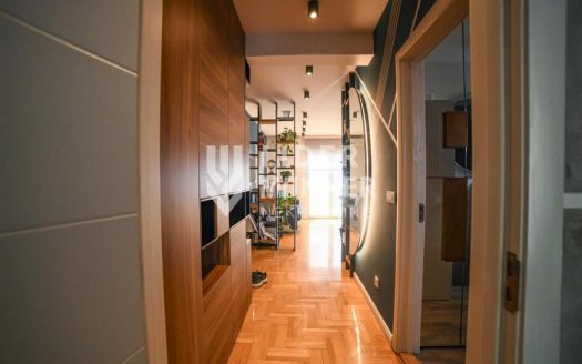 Stan na odličnoj lokaciji