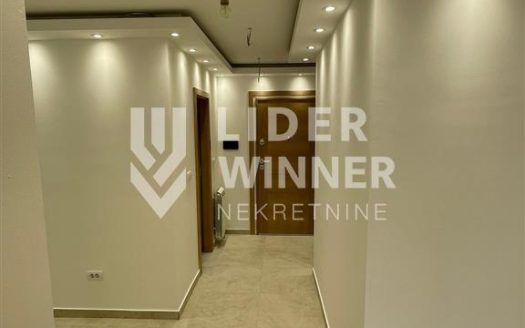 4.0 lux stan, novogradnja, 2 parking mesta