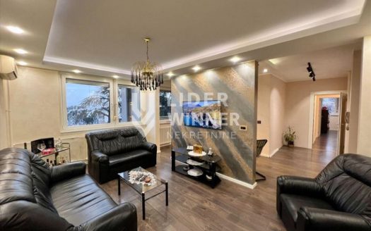 Lux stan na Crvenom krstu sa 2 parking mesta