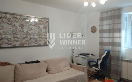 Renoviran i opremljen stan