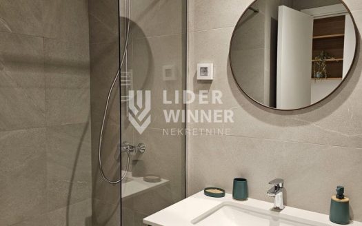 Lux studio, BW Queens Park