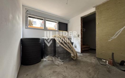 Novogradnja, Lux 3.0 sa baštom, garažno mesto.