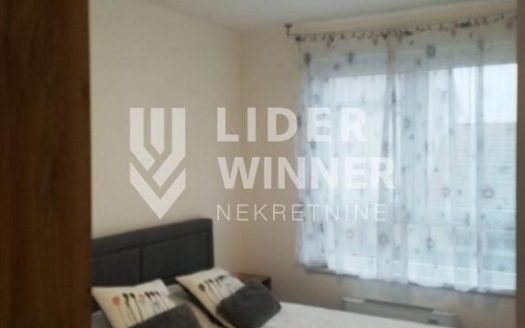 Lux 2.5 novogradnja + 2 garažna mesta