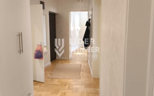 Renoviran, polunamešten stan kod Palilulske pijace