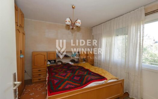 Vertikala kuće sa dva odvojena stana